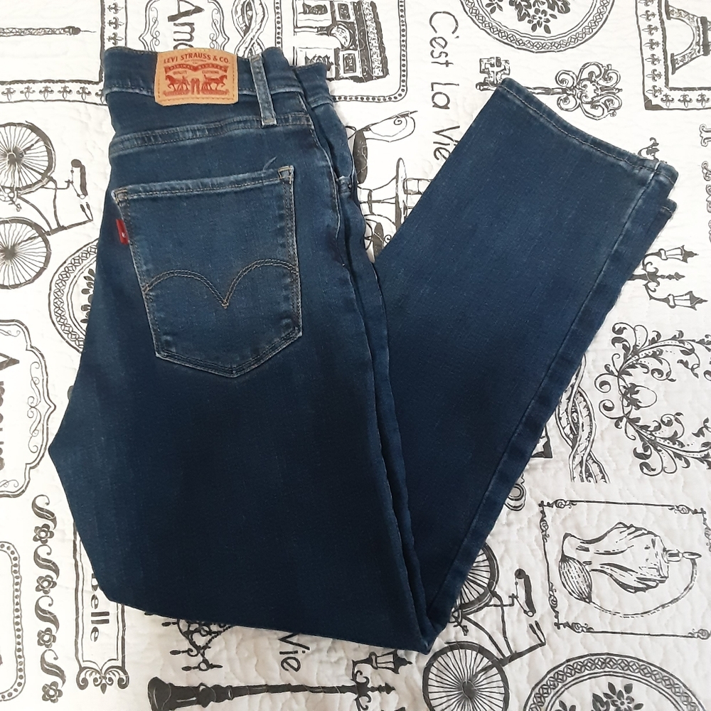 Levi's 724 high rise straight crop jean